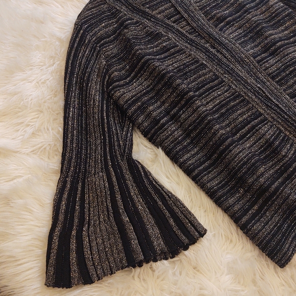 Chico's NWOT Traveler Striped Bell Sleeve Cardigan - Picture 4 of 7